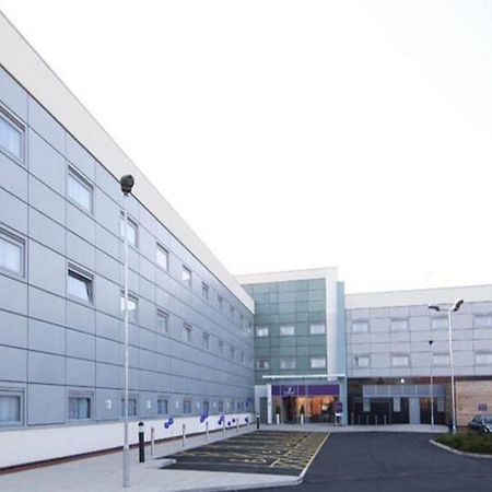 Premier Inn Liverpool John Lennon Airport Speke Exteriör bild
