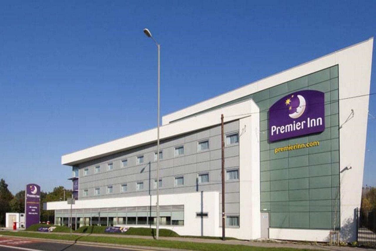 Premier Inn Liverpool John Lennon Airport Speke Exteriör bild